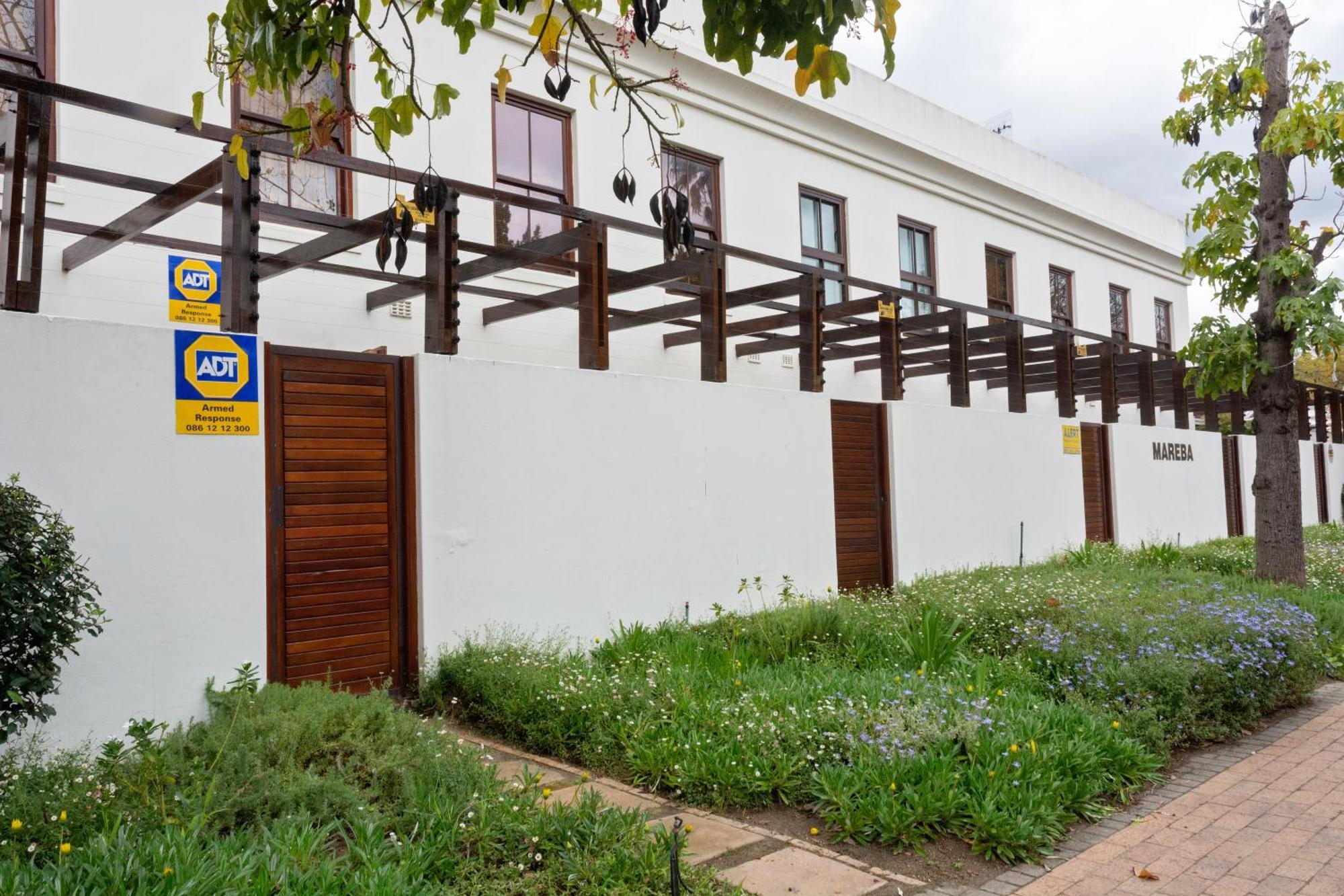 Apartamento de 99 m² en Stellenbosch Central, con 2 habitación Exterior foto