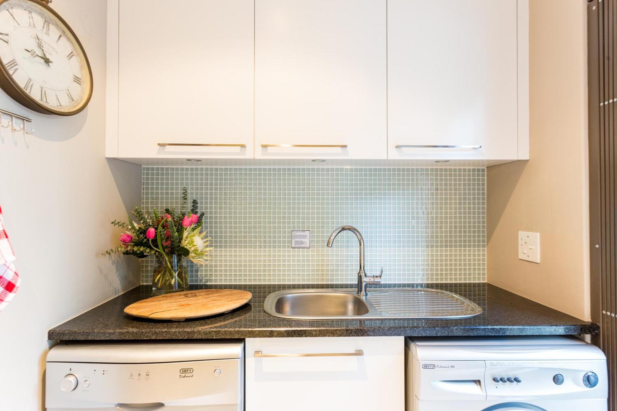 Apartamento de 99 m² en Stellenbosch Central, con 2 habitación Exterior foto