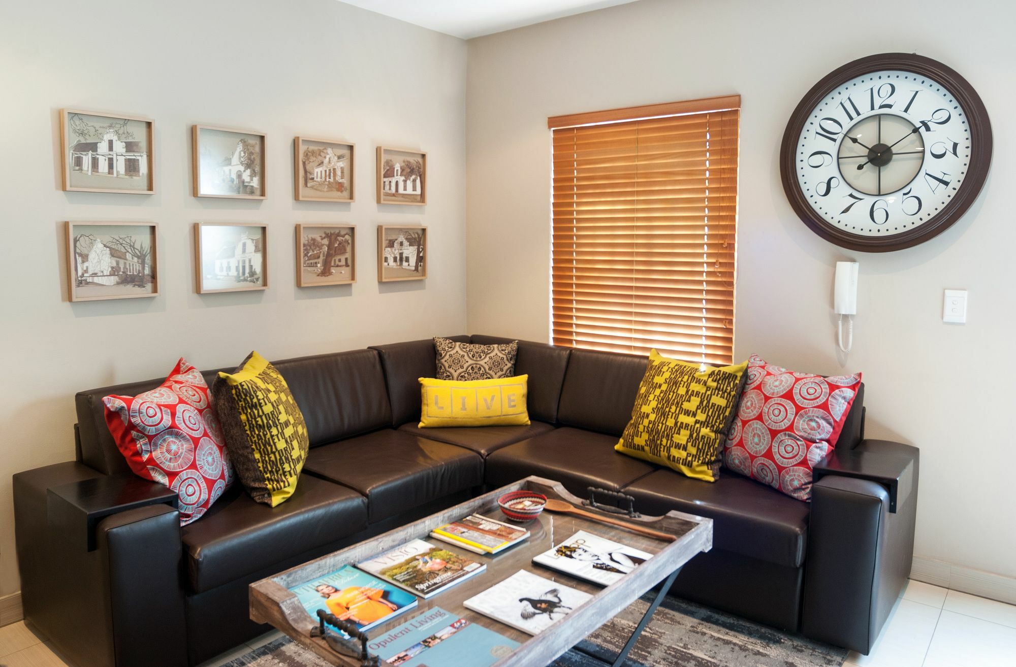 Apartamento de 99 m² en Stellenbosch Central, con 2 habitación Exterior foto